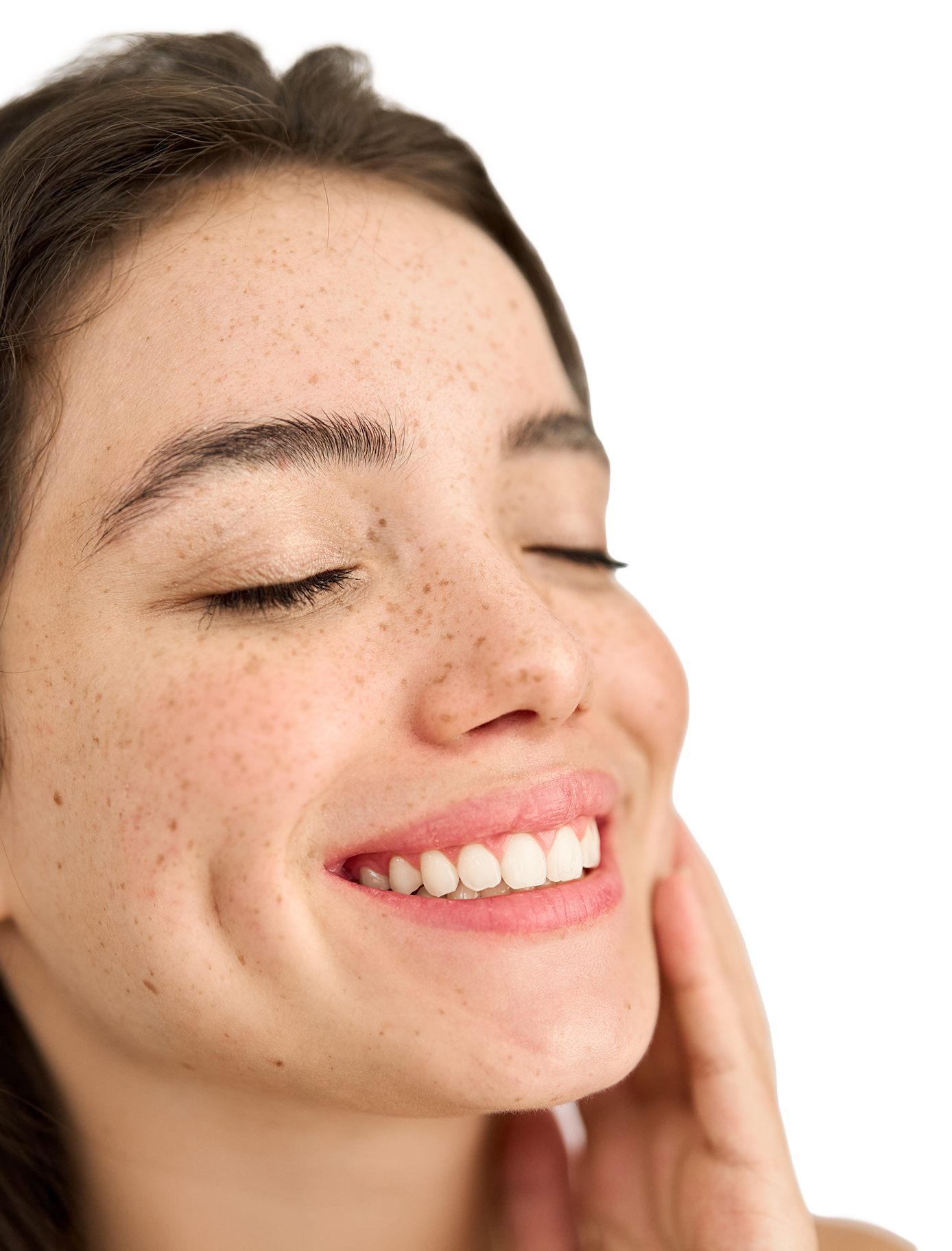 Women smiling touching her chin with her hand.