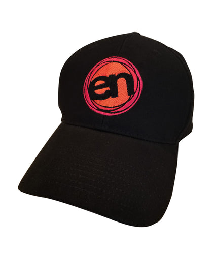 En Black Cap Front View